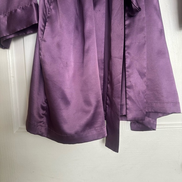 Victoria’s Secret Robe - Picture 6 of 6